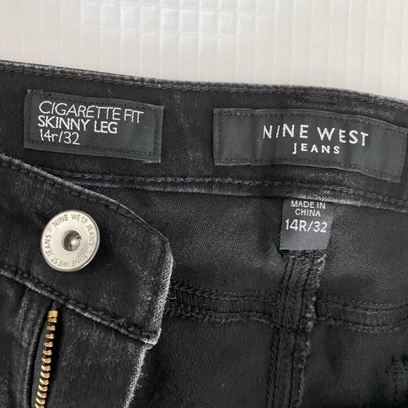 Nine West jeans - Picture 3 of 3